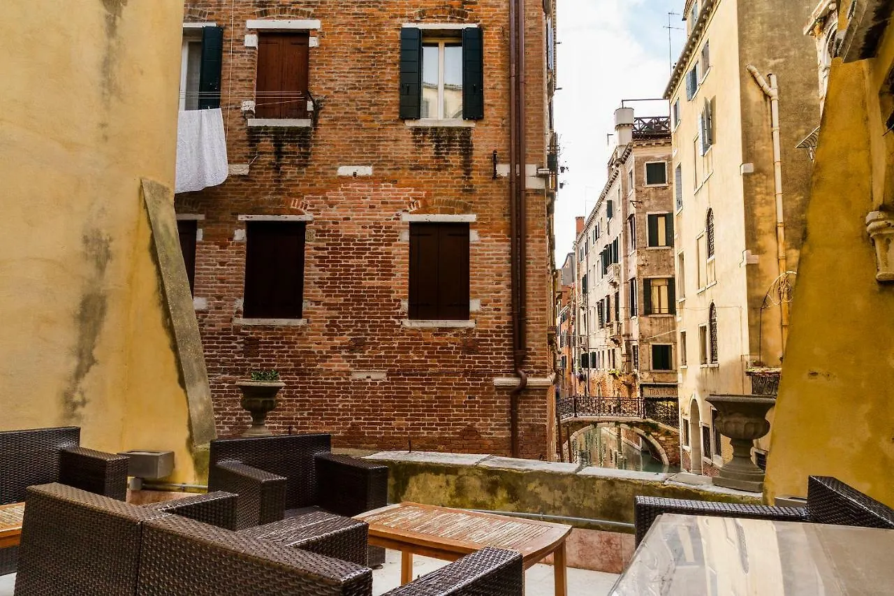 Apartment Luxury And Romantic Secret Escape In Venice! Hotel