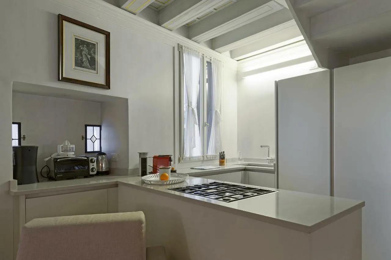 Luxury And Romantic Secret Escape In Venice! Hotel Italy