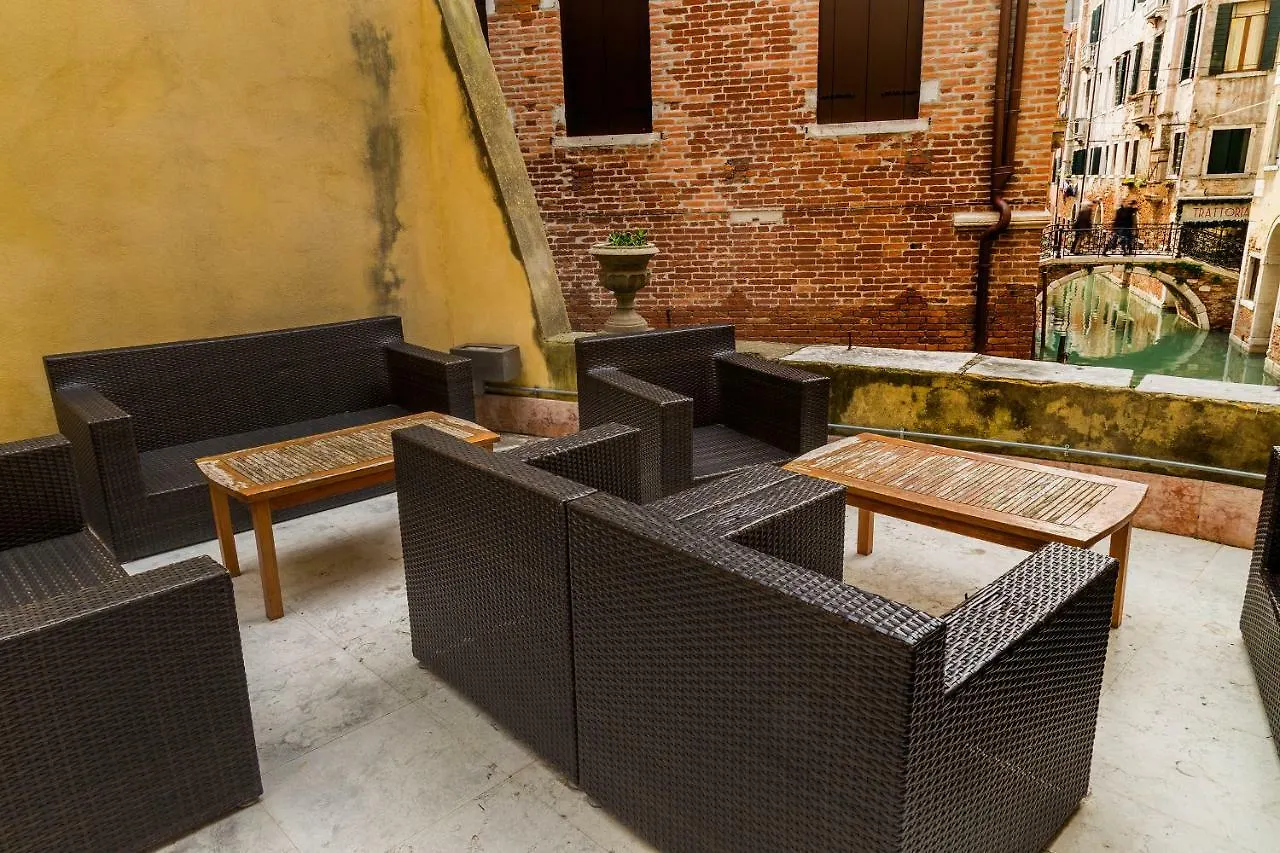 Apartment Luxury And Romantic Secret Escape In Venice! Hotel Italy