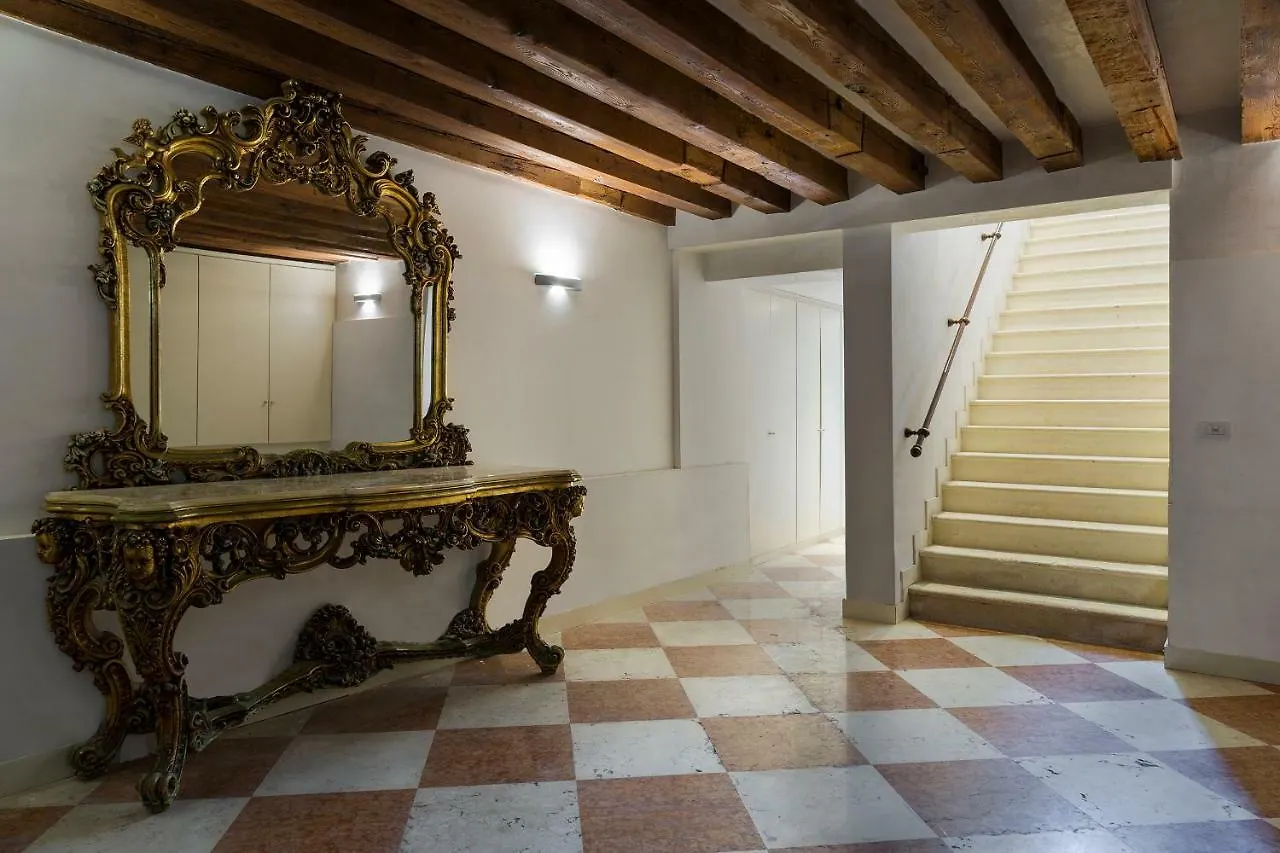 Apartment Luxury And Romantic Secret Escape In Venice! Hotel
