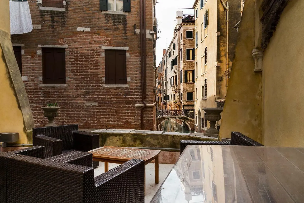 Apartment Luxury And Romantic Secret Escape In Venice! Hotel