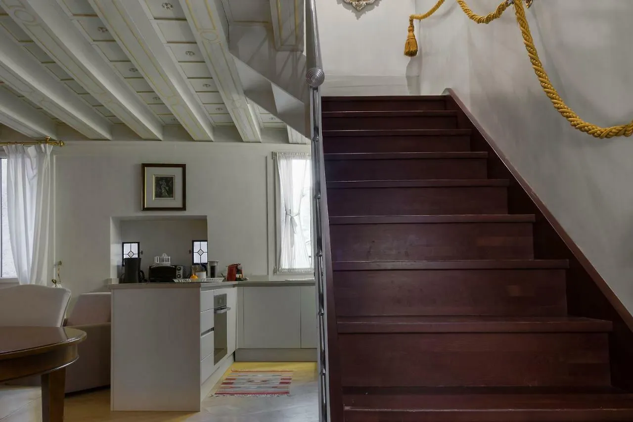 Luxury And Romantic Secret Escape In Venice! Hotel Venice
